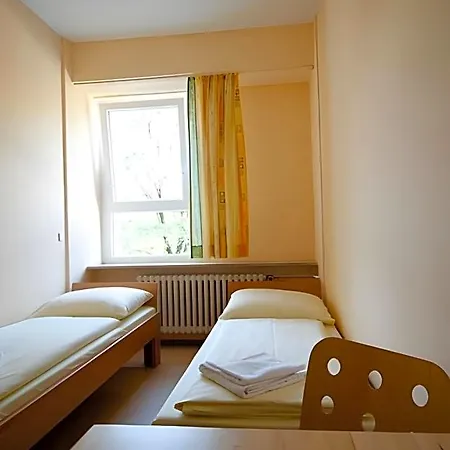 Albergue Haus International