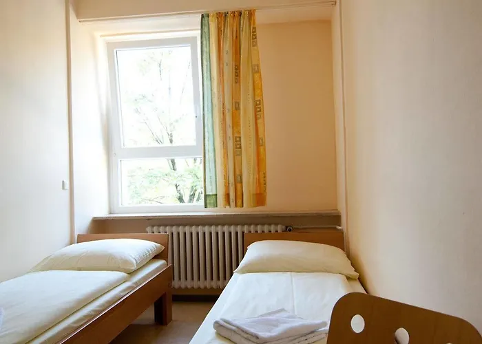 Hostal Haus International *