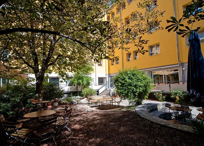 Hostel Haus International