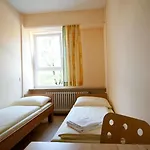 Hostel Haus International *
