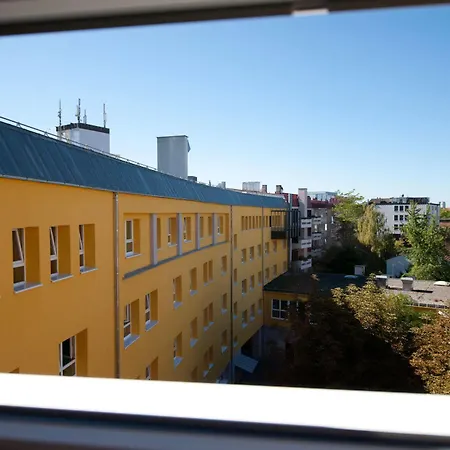 Хостел Haus International *